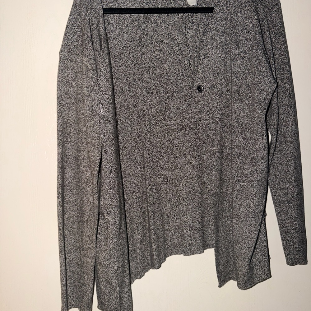 Liz Claiborne Black and White Knit Sweater